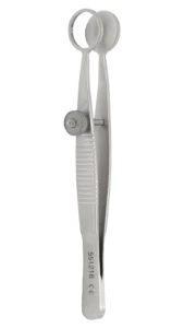 ophthalmic instrument: Chalazion Forceps, Serrated with Locking Thumb Screw